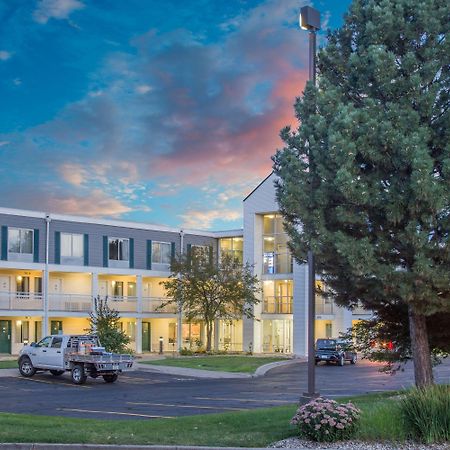 Hotel Super 8 By Wyndham Madison East Extérieur photo